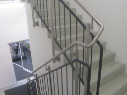 Innengelaender Edelstahl lackiert-036